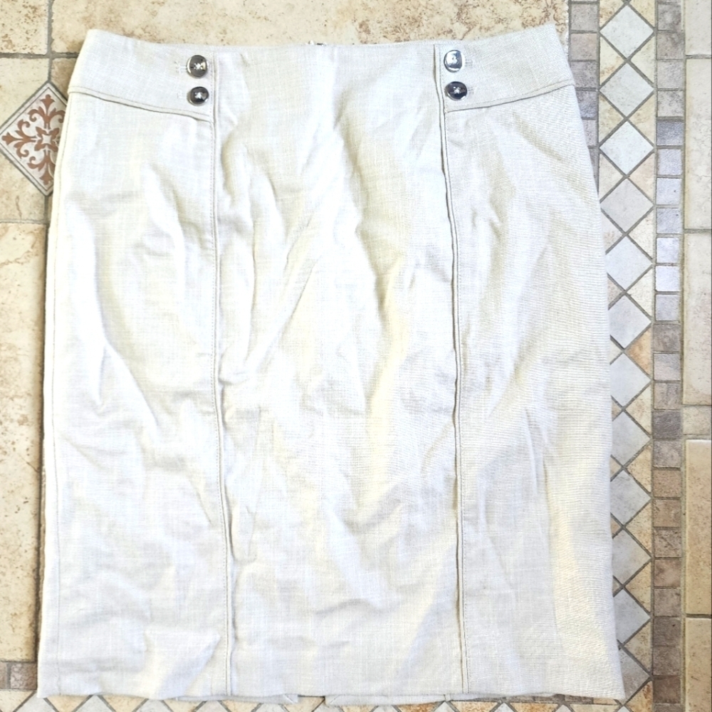 White House Black Market Cream Skirt